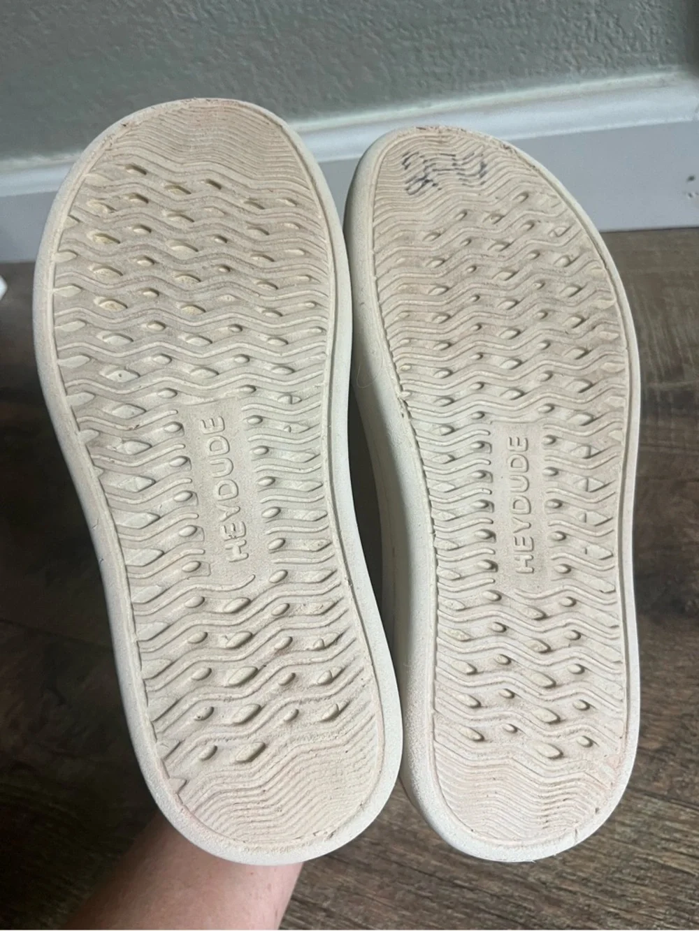 Hey Dude Mel Youth Girls' Fashion Boot size 2‎
